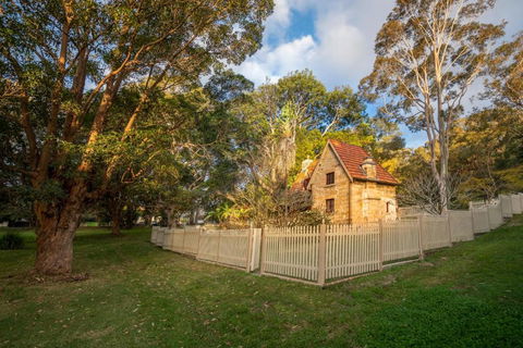 Gardeners Cottage - Accommodation Nelson Bay 2