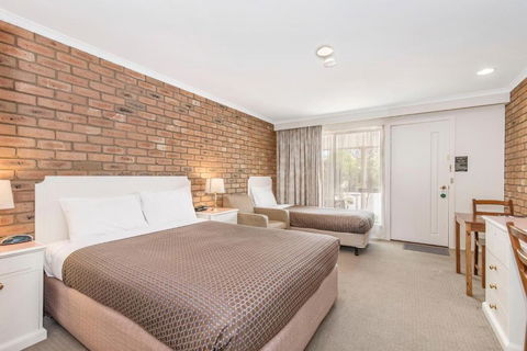 Golden Square Motor Inn - Accommodation Nelson Bay 3