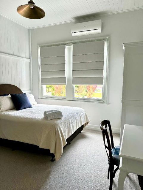 Grand Old Crow Hotel - Accommodation Nelson Bay 4