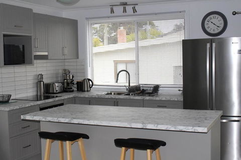 Greens Beach Escape - Accommodation Nelson Bay 0