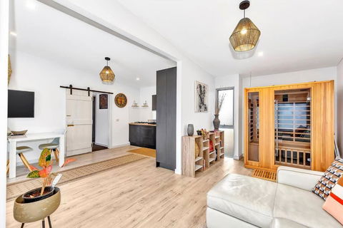 Hillrise Retreat - Accommodation Nelson Bay 0