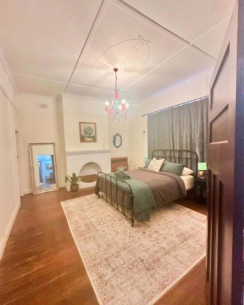 Hilltop Cottage - Nelsons Bay Accommodation 1