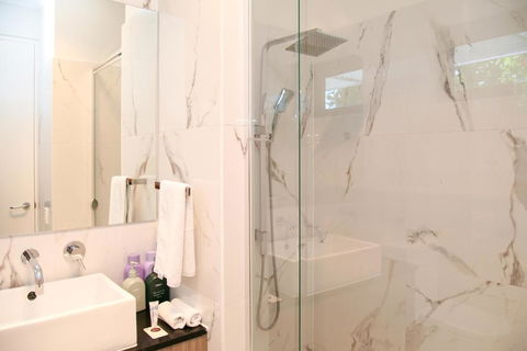 Hilton Executive Apartments - Accommodation Nelson Bay 2