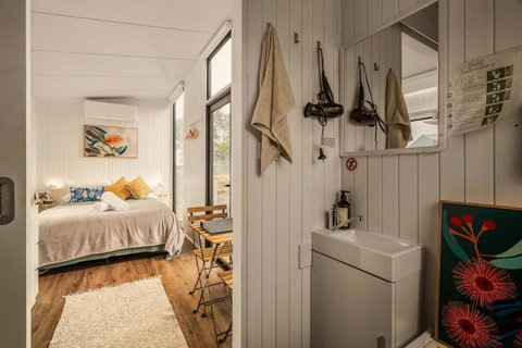 Hunters Inn By Tiny Away - Nelson Bay Accommodation.com 2