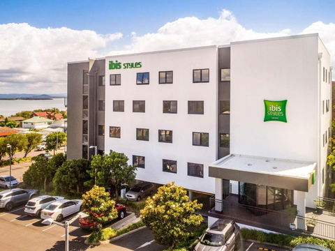 Ibis Styles The Entrance - Accommodation Nelson Bay 0
