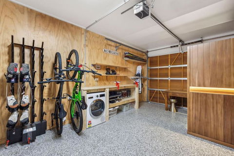 Ice 3 - Accommodation Nelson Bay 3