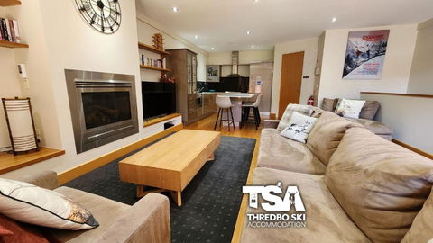Ice Chalet 2 - Accommodation Nelson Bay 3
