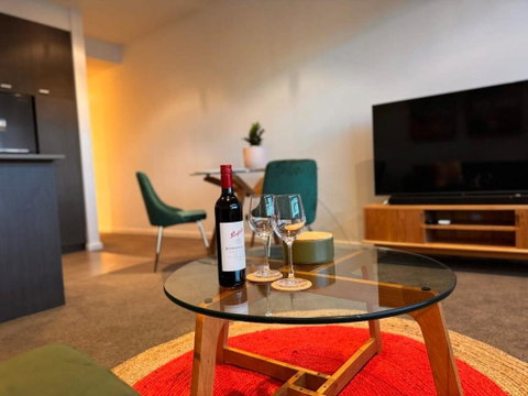 Ideal Quiet 1BR Prahran Apt Near Cafes Transport - Accommodation Nelson Bay 2