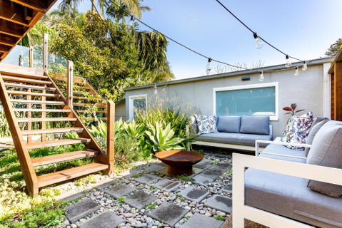 Idyllic 4-Bed Home With Alfresco Area Near Beach - Accommodation Nelson Bay 3