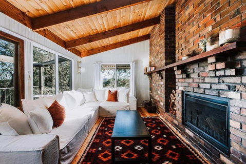 Ilkley House - A Refreshing Family Rural Getaway - Accommodation Nelson Bay 0