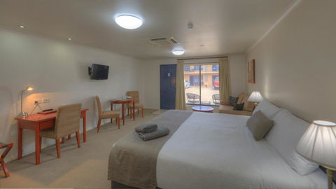 INVERELL RSM CLUB MOTEL - Accommodation Nelson Bay 1