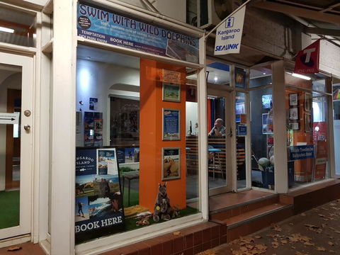Adelaide Travellers Inn Backpackers Hostel - Nelsons Bay Accommodation 1