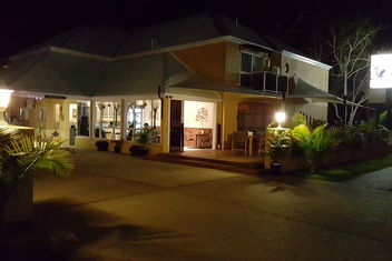 Admiral Nelson Motor Inn with Accommodation Nelson Bay