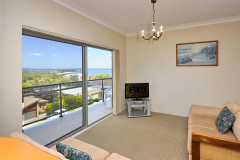 Adriana, 6/83-85 Ronald Avenue - Accommodation Nelson Bay 2