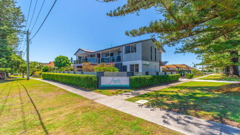 Adrift Apartments - Accommodation Nelson Bay 0