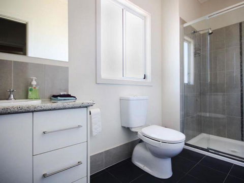 Agape Holiday Home - Accommodation Nelson Bay 3