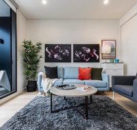 Air Conditioned One Bedroom with Pool Close To CBD - Accommodation Nelson Bay
