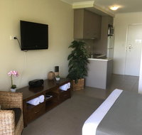 Airlie Central Apartments - Accommodation Nelson Bay