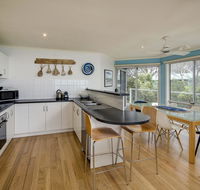 Alchemy on Island Beach - Accommodation Nelson Bay