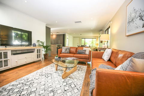 Alderwood - Accommodation Nelson Bay 0