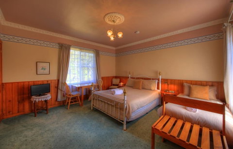 Alexandria Bed And Breakfast - Accommodation Nelson Bay 2