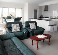 Alkimos Beach Retreat - Accommodation Nelson Bay