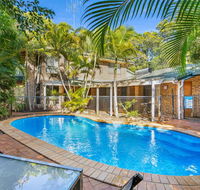 Amaroo - Rainbow Shores Room for everyone and walk to beach - Accommodation Nelson Bay