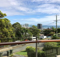 Amazing apartment ocean views and hot tub on balcony - Coolangatta - Accommodation Nelson Bay