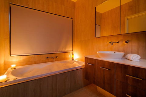 Ana Mandara Luxury Bed & Breakfast - Accommodation Nelson Bay 3