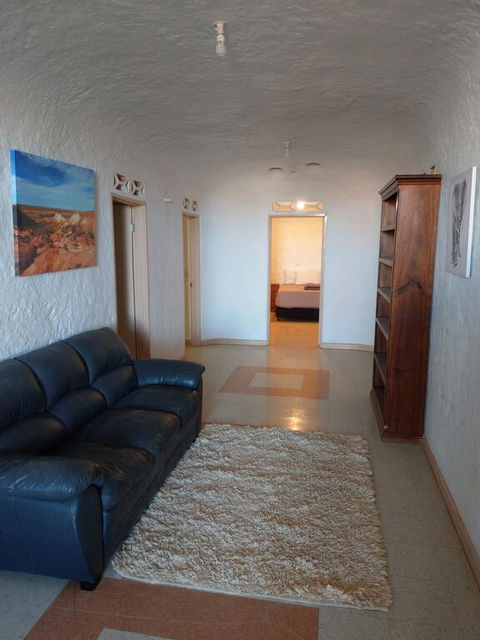 ANTE STREET DUGOUT - Accommodation Nelson Bay 2