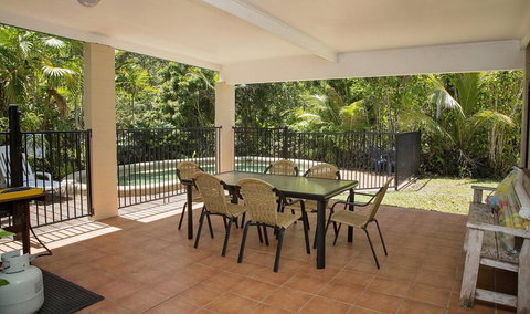 Apollo Jewel Beachfront Apartments - Accommodation Nelson Bay 2