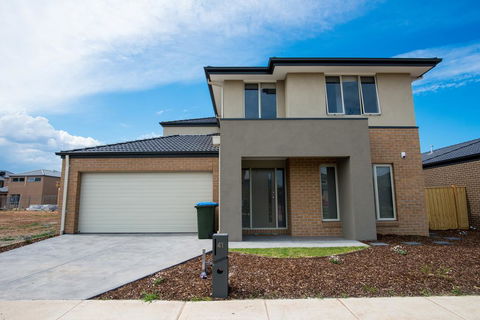 Apple House Point Cook - Accommodation Nelson Bay 0