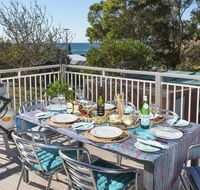 Araluen on Holden - great deck with ocean views - Accommodation Nelson Bay