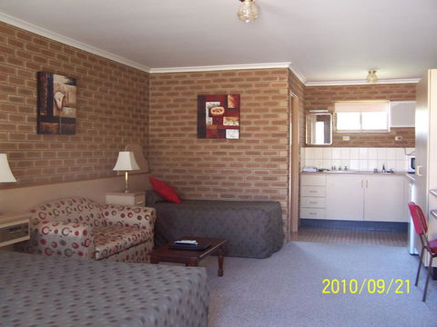 Arcadia Motor Inn - Accommodation Nelson Bay 0