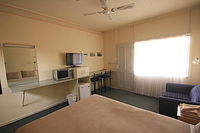 Aromet Motor Inn