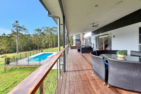 Luxury Mandalong Mansion With Pool & Spa - Accommodation Nelson Bay 2