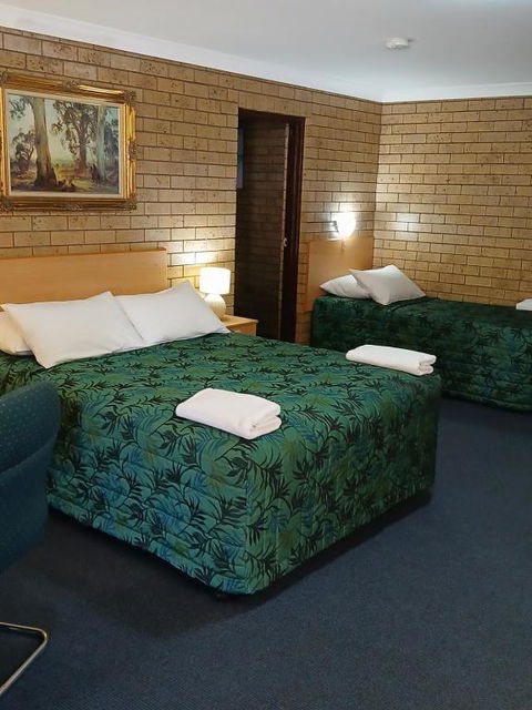 Macintyre Motor Inn - Accommodation Nelson Bay 1