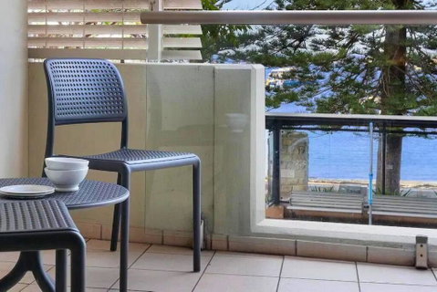 MAN54 -Manly Magic Waterfront Retreat With Gym & Sauna - Accommodation Nelson Bay 0