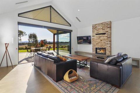 Mayple Peaks - Accommodation Nelson Bay 1