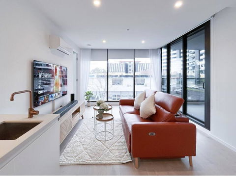 Modern Luxury 2B2B Sky Garden SmartTV - Accommodation Nelson Bay 0