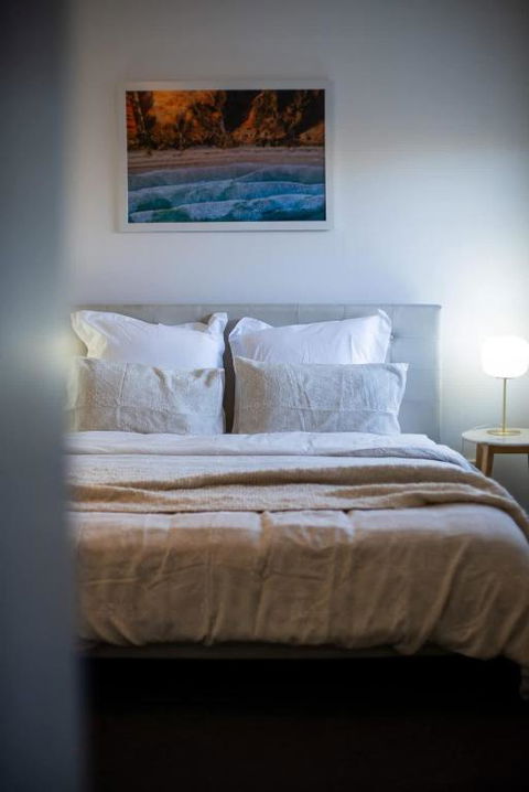 Modern Townhouse, Close To Beach - Nelsons Bay Accommodation 2