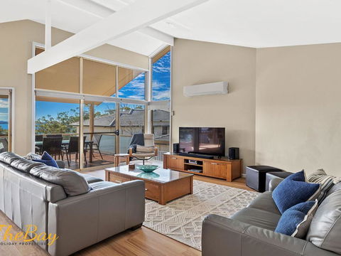 Moy At Nelson Bay 2 At 30 Thurlow Avenue - Accommodation Nelson Bay 2