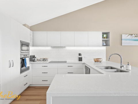 Moy At Nelson Bay 2 At 30 Thurlow Avenue - Accommodation Nelson Bay 3