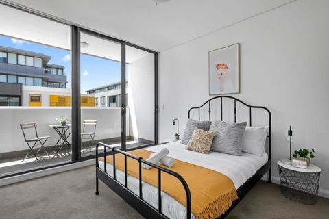 NEW 3BR Apt In Kingsgrove Sleeps 7 - Accommodation Nelson Bay 0