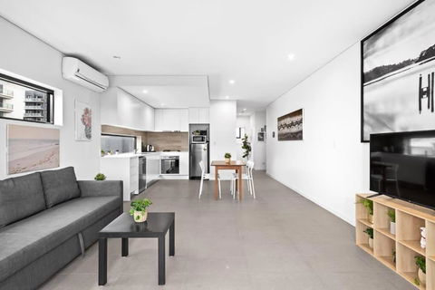 New Modern 2BR 2baths Apt In Homebush Sleeps 6 - Accommodation Nelson Bay 0