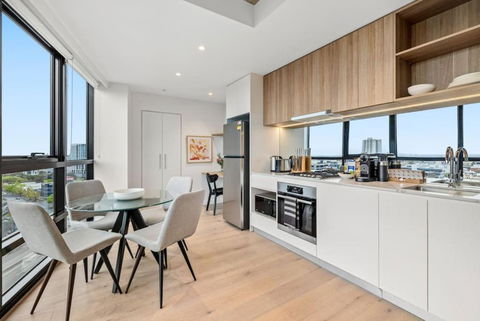 NEW Spectacular Views Southbank - Accommodation Nelson Bay 1
