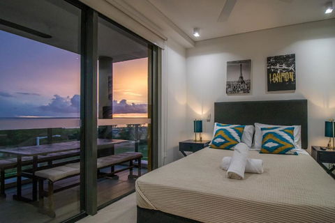 NEW - ZEN AT THE WATERFRONT - Luxury Waterfront Holiday Home For Families & Friends - Accommodation Nelson Bay 0