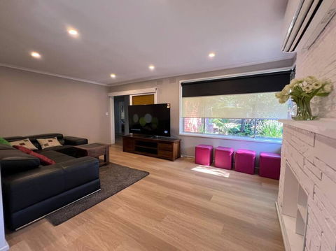 Newly Refurbished House- SuperFast Internet - Accommodation Nelson Bay 1
