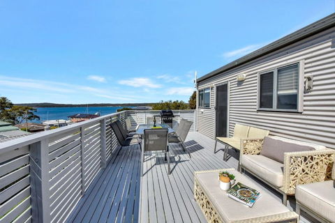New Property Seabreeze Bungalow - Lakeview Sunset Delight At Sunshine On Lake Macquarie - Accommodation Nelson Bay 1