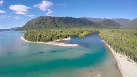 Noah Creek Eco Huts - Accommodation Nelson Bay 0
